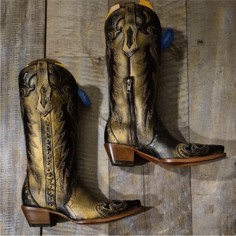 Corral Gold and Black Western Cowboy Boots